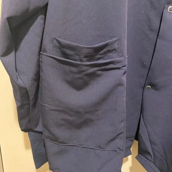 Lincoln AVE Style 5542 Classic Fit Stretch Scrub Jacket
Unisex Navy XL - Picture 3 of 8